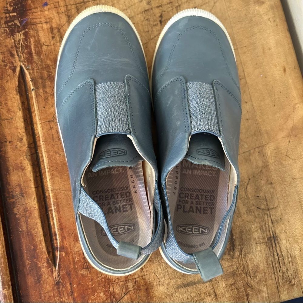 KEEN Lorelai 2 Slip-on Dark Blue Gray Leather Sneakers Elastic Back Women's 7 - Picture 10 of 14